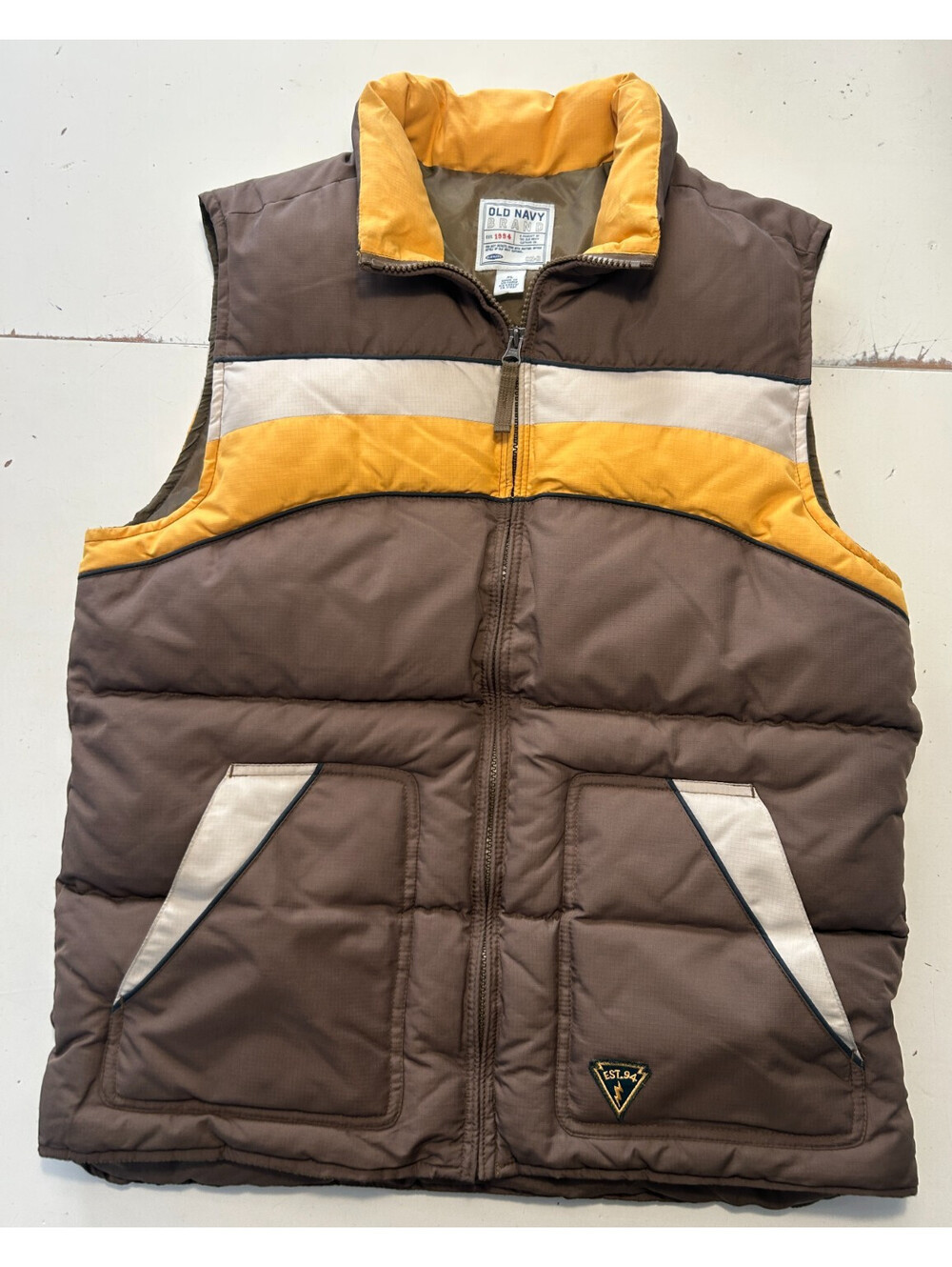 Old Navy 2006 Men’s XL Puffer Vest Full Zipper Side Pockets Brown/Yellow/Tan